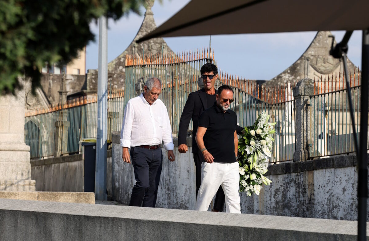 Ο μάνατζερ του Ντιόγκο Ζότα, Χόρχε Μέντεθ (ΦΩΤΟ REUTERS