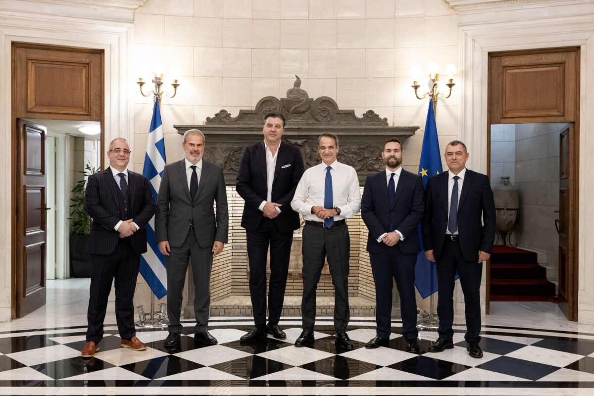 Ο Μποντίρογκα στη συνάντηση με τον Μητσοτάκη