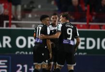 ΠΑΟΚ 0-5: Εντυπωσιακό διπλό στις Σέρρες και ξανά στην κορυφή της Super League οι Θεσσαλονικείς Οι παίκτες του ΠΑΟΚ πανηγυρίζουν στις Σέρρες (ΝΑΣΟΣ ΣΙΜΟΠΟΥΛΟΣ