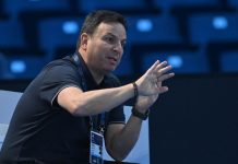 Κανονικά στον πάγκο της Εθνικής πόλο στον μικρό τελικό του ευρωπαϊκού πρωταθλήματος Θοδωρής Βλάχος