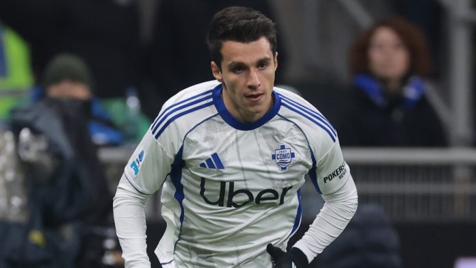 Ο Δουβίκας σε αγώνα της Κόμο στην Ιταλία (Credit Image: Â© Jonathan Moscrop