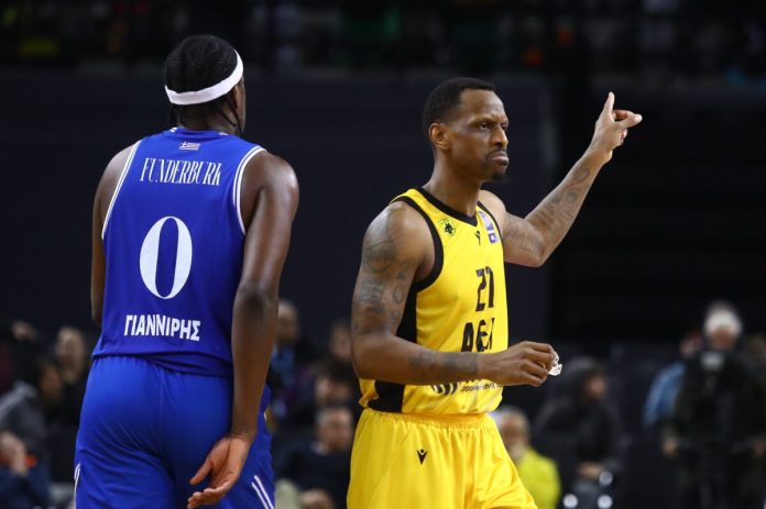 ΑΕΚ – Ηρακλής 100-87: Ο Νάναλι «λύγισε» τους Θεσσαλονικείς του φοβερού Μωραΐτη