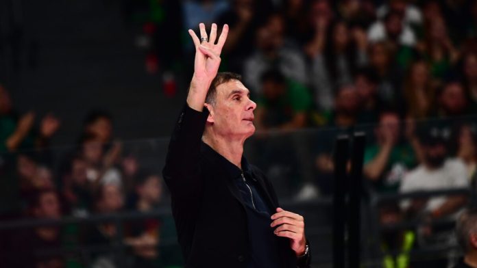 Ο Γιώργος Μπαρτζώκας