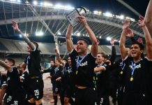 Ηρακλής: Η απονομή του τροπαίου και οι έξαλλοι πανηγυρισμοί στον τελικό του Super Cup της Super League 2 Οι παίκτες της Καλαμάτας