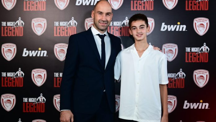 Ο Βασίλης Σπανούλης με τον γιο του, Θανάση