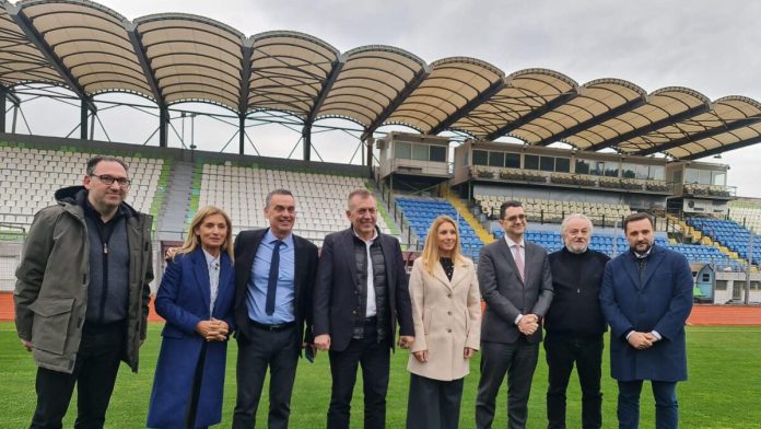 Βρούτσης και Κομπότης