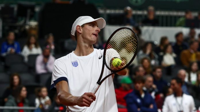 Ο Σακελλαρίδης