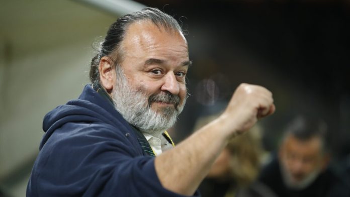 Τσέλιε: Η ομιλία του Μάριου Ηλιόπουλου στο ημίχρονο Ο Μάριος Ηλιόπουλος