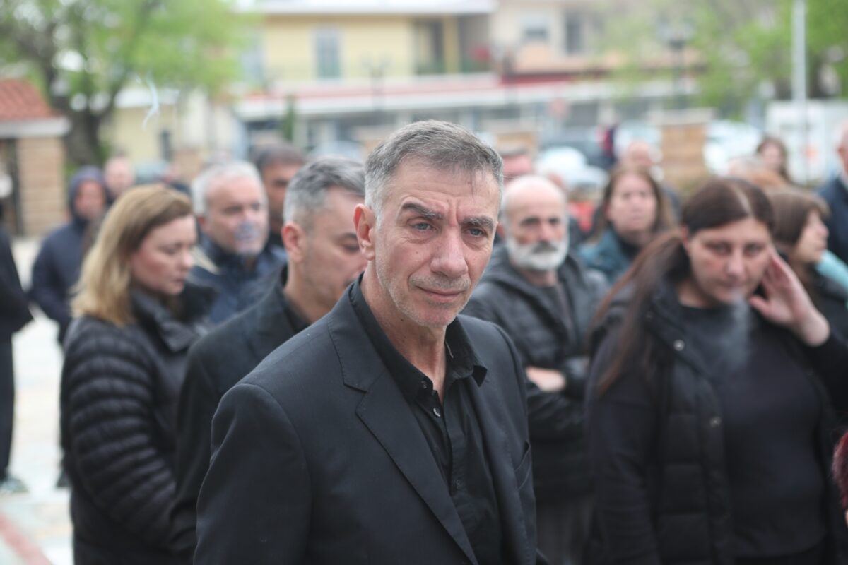 ΕΙΚΟΝΕΣ ΑΠΟ ΤΗΝ ΚΗΔΕΙΑ ΤΟΥ ΣΤΕΦΑΝΟΥ ΜΠΟΡΜΠΟΚΗ (ΒΑΣΙΛΗΣ ΒΕΡΒΕΡΙΔΗΣ