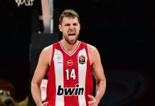 Ο Σάσα Βεζένκοφ