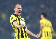 ΑΕΚ και Βίντα συνεχίζουν μαζί και την επόμενη σεζόν Ο Βίντα