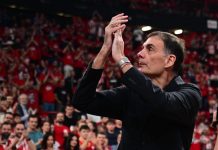 Αποθέωση για Γιώργο Μπαρτζώκα πριν το Ολυμπιακός Ο Μπαρτζώκας στο ΣΕΦ