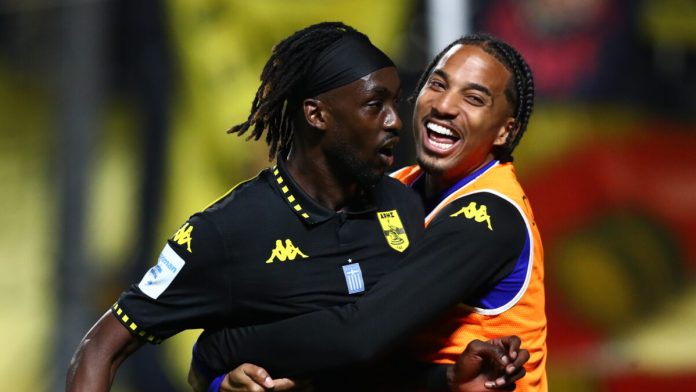 Ο Καντέβερε