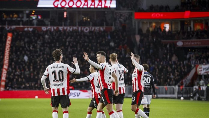 Η Αϊντχόφεν αναδείχθηκε πρωταθλήτρια Ολλανδίας Οι παίκτες της Αϊντχόφεν