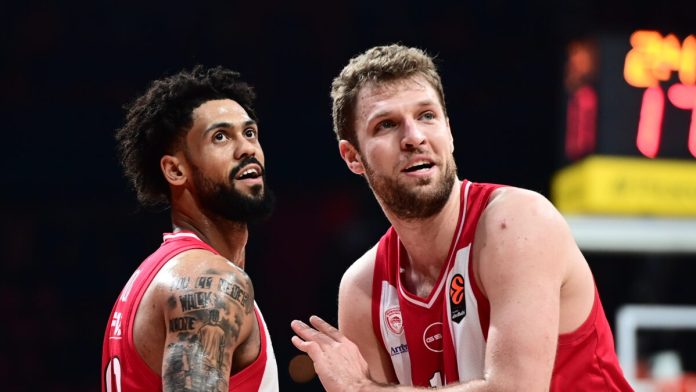 Ο Ντόρσεϊ και ο Βεζένκοφ