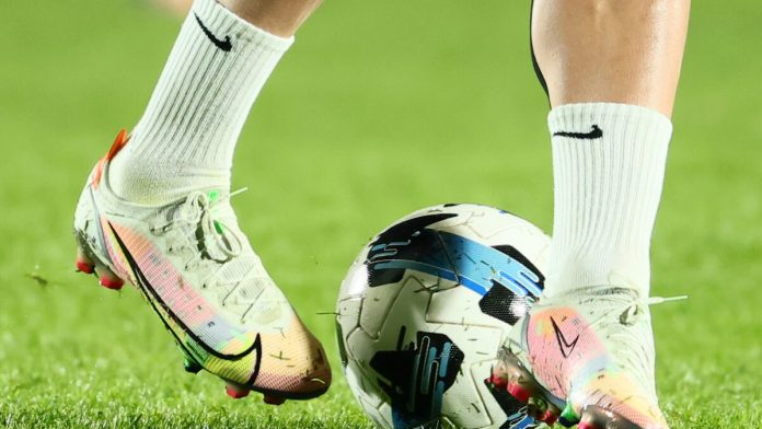 Νεκρός 20χρονος ποδοσφαιριστής στην Γκάνα μετά από επίθεση κουκουλοφόρων στο Μπάλα πόδοσφαίρου