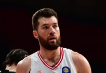 Ο Άλεκ Πίτερς