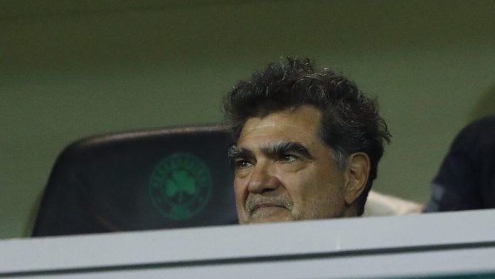 Ο Γιάννης Βαρδινογιάννης