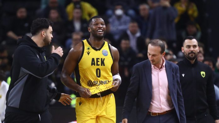 ΦΩΤΟ ΜΑΡΚΟΣ ΧΟΥΖΟΥΡΗΣ