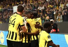 Ράγιο Βαγιεκάνο: Το γκολ του Ζίνι για το 3-0 που ισοφάρισε το σκορ του πρώτου αγώνα Οι παίκτες της ΑΕΚ