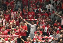 Συλλεκτικά t-shirts για τους οπαδούς που θα βρεθούν στα πλέι οφ της Euroleague Οι οπαδοί του Ολυμπιακού