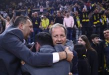 ΑΕΚ: Στην Μπανταλόνα ο Μάκης Αγγελόπουλος και περισσότεροι από 700 οπαδοί των «κιτρινόμαυρων» ΦΩΤΟ ΜΑΡΚΟΣ ΧΟΥΖΟΥΡΗΣ