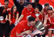 «Αυτό είναι για σένα Κανέλλα μας» Ο Κώστας Παπανικολάου