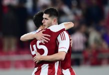 Βαθμολογία πλέι οφ Super League: Ο Ολυμπιακός προσπέρασε τον ΠΑΟΚ μία αγωνιστική πριν το φινάλε Οι παίκτες του Ολυμπιακού