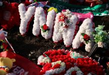 Η Λίβερπουλ παρουσίασε το μνημείο που θα δημιουργήσει προς τιμήν του Ντιόγκο Ζότα Λουλούδια για τον Ντιόγκο Ζότα