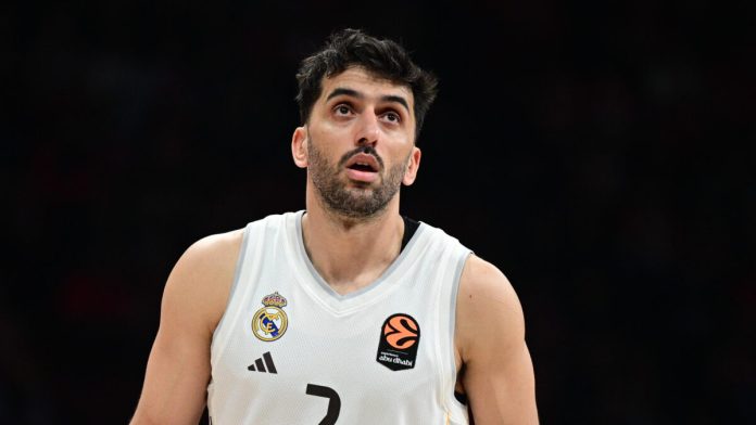 Ο Φακούντο Καμπάτσο