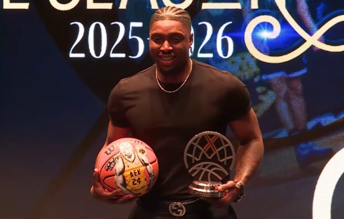 Ο Φρανκ Μπάρτλεϊ της ΑΕΚ MVP της σεζόν στο BCL, ο Ντράγκαν Σάκοτα κορυφαίος προπονητής