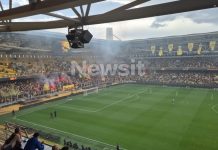 Πανζουρλισμός στην Allwyn Arena για τη πρωταθλήτρια ΑΕΚ – Χιλιάδες φίλοι της Ένωσης τραγουδούν στην προπόνηση ενόψει της φιέστας Οι οπαδοί της ΑΕΚ στην προπόνηση της ομάδας