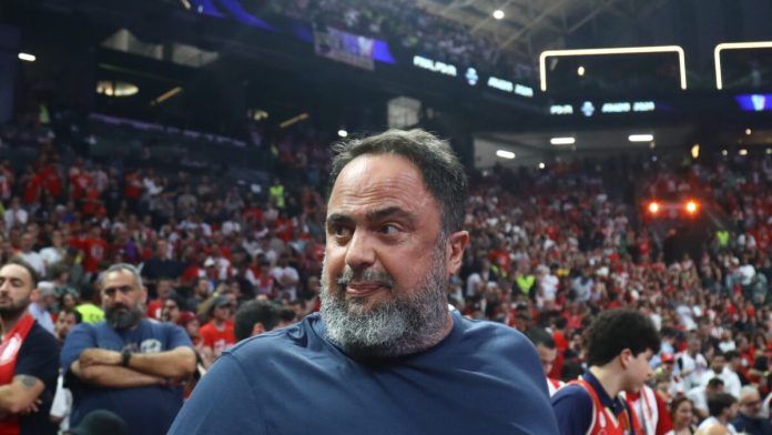 Ο Βαγγέλης Μαρινάκης